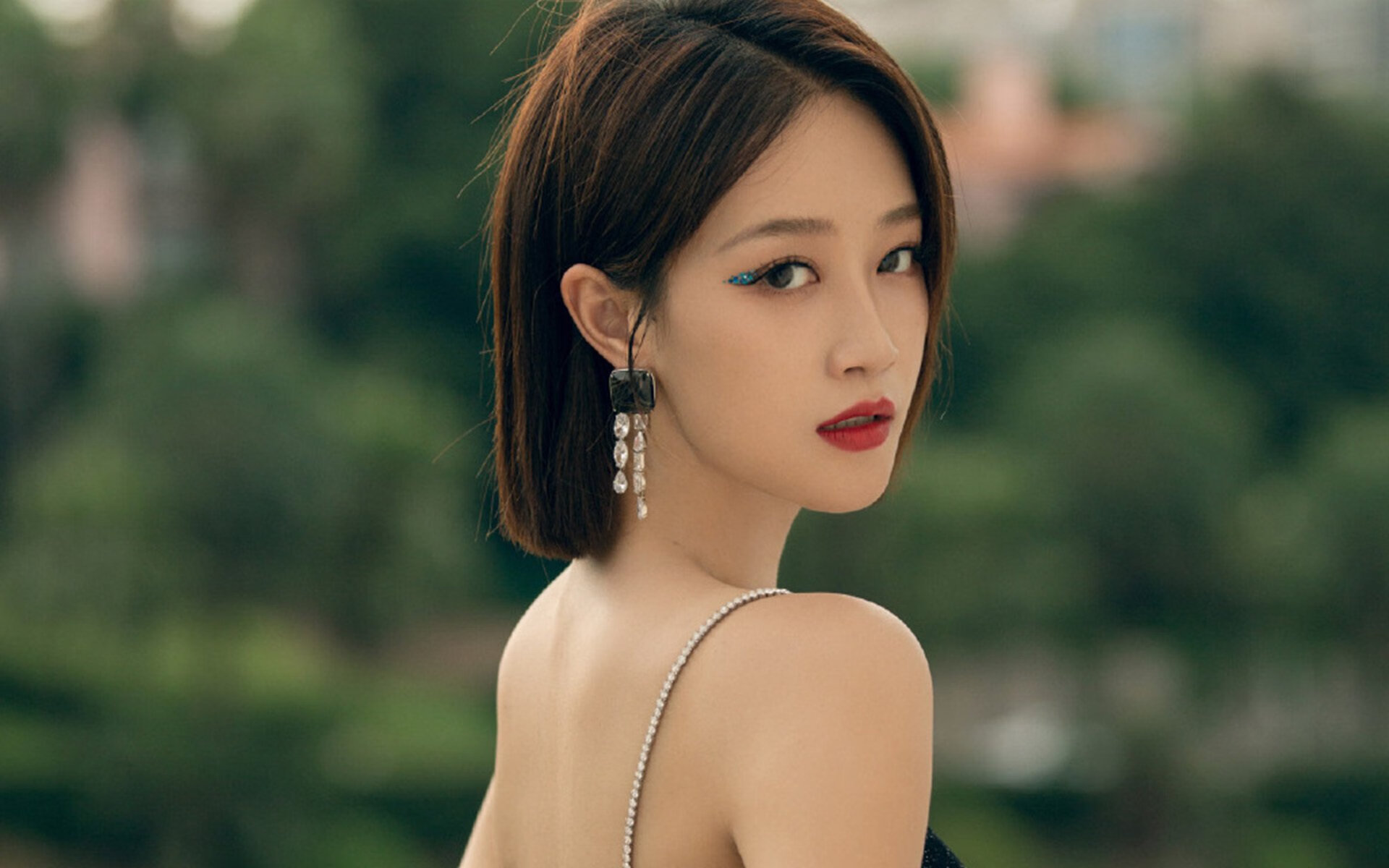 国足封闭训练营注重内部管理提升，国足长期集训